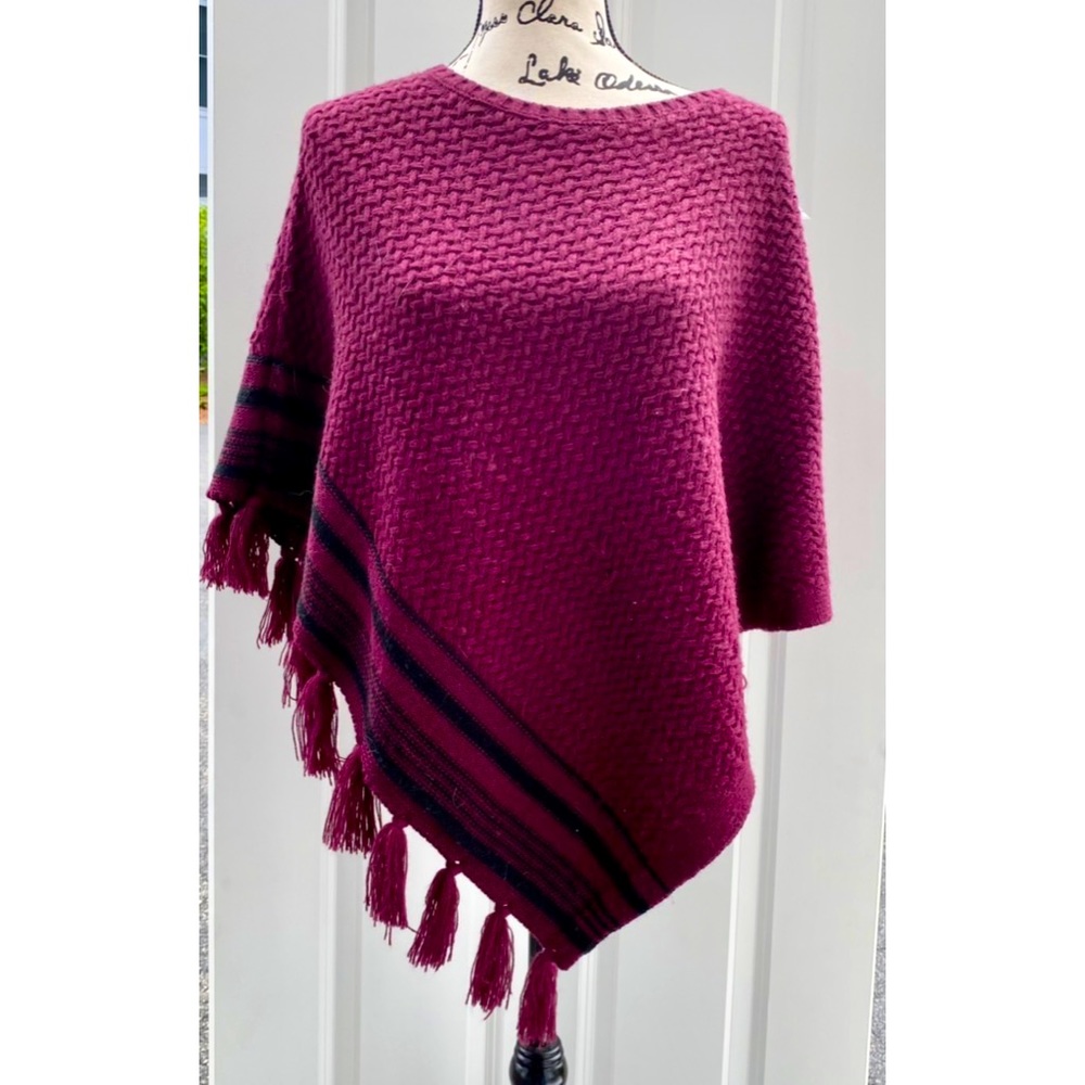 NWOT Purple & Black Style & Co. Knitted Poncho